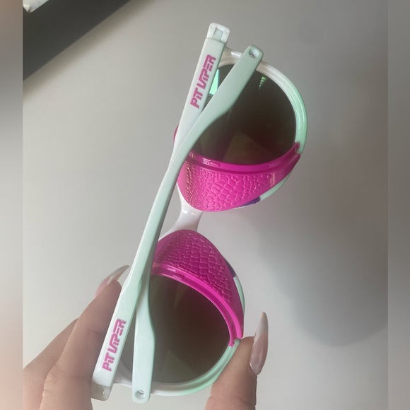 Pit Viper sunglasses- The Fondue Bonaire Breeze (unisex) - Picture 10 of 14